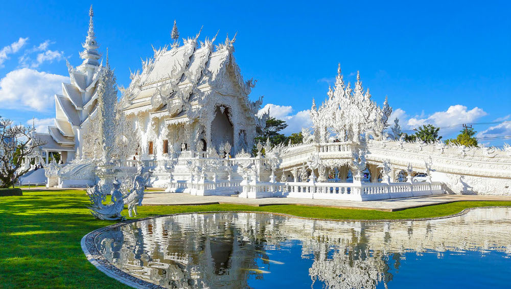 Wat Rong Khun (White Temple) in Chiang Rai, Thailand