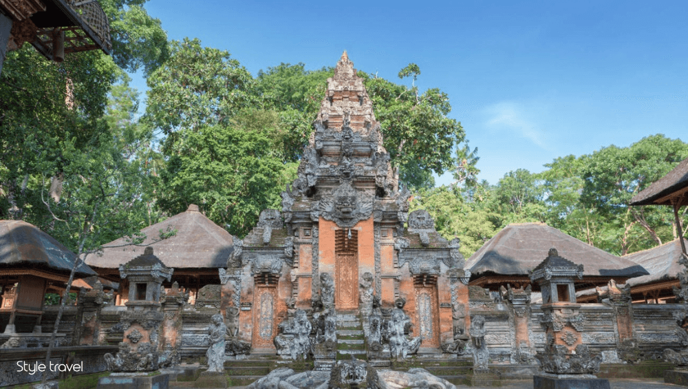 Monkey Forest Temple (Pura Dalem Agung)