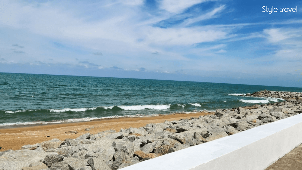 Pantai Cahaya Bulan, Kelantan
