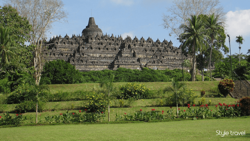 Borobudur Temple Compounds, Indonesia