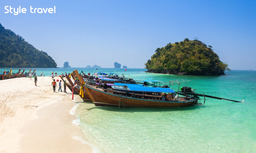 Sandbar between Tup island boat trip from Krabi