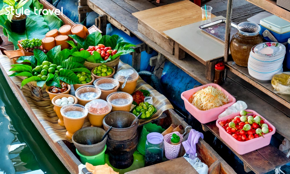 Taling Chan Floating Market