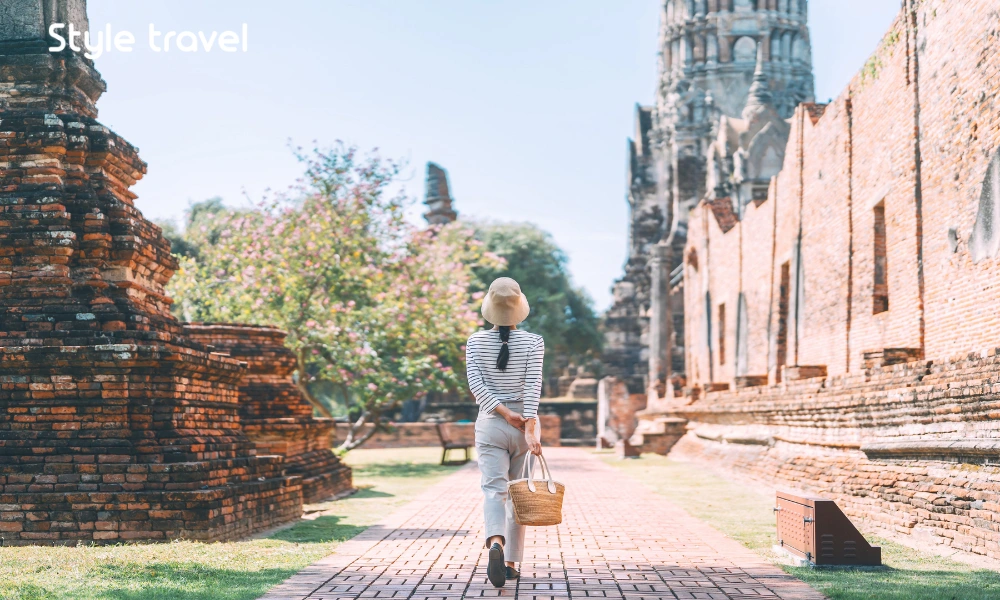 Ayutthaya temple visit during Thailand’s dry season in February.