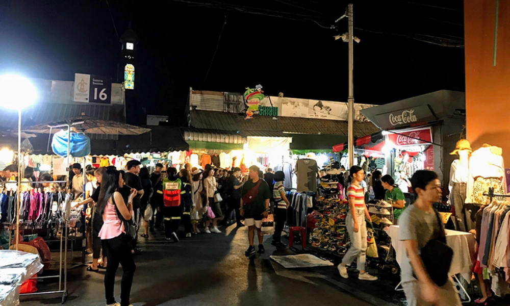 Chatuchak Friday night market