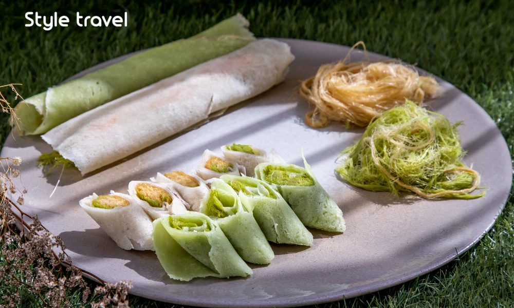 Roti sai mai with thin roti wrappers and fine sugar strands in Ayutthaya